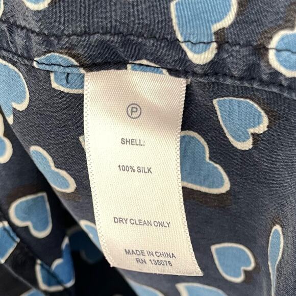 C. Wonder Button-Down Silk Blouse | XS | Navy Blue Heart Print - Picture 3 of 5